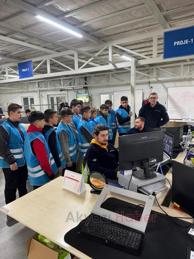 Geleceğin Profesyonelleri, Bugünden Sanayiyle Tanıştı! ÖSEL Projesinin Mart Ziyaretleri Sona Erdi