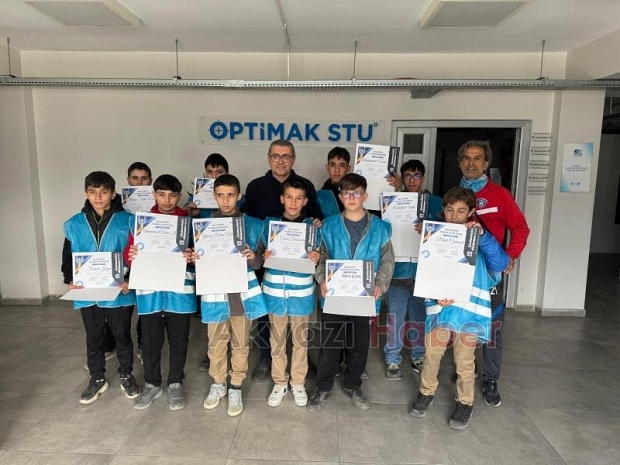Geleceğin Profesyonelleri, Bugünden Sanayiyle Tanıştı! ÖSEL Projesinin Mart Ziyaretleri Sona Erdi