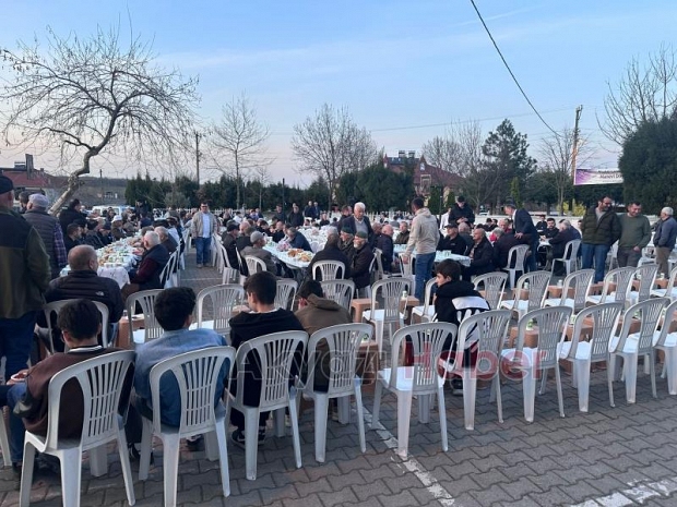 İftar sofrasında buluştular