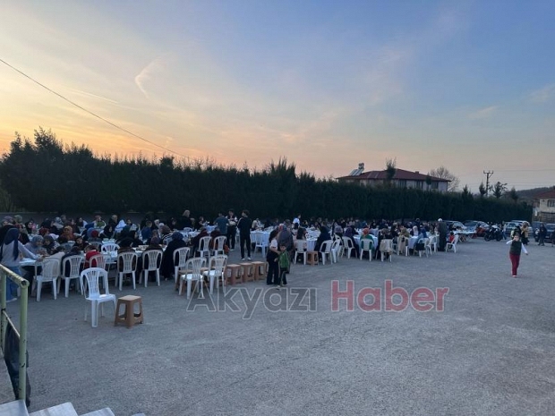 İftar sofrasında buluştular
