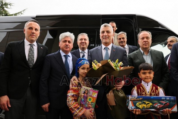 Ticaret Bakanı Ömer Bolat Sakarya'da