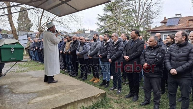 Mükerrim İlhan defnedildi