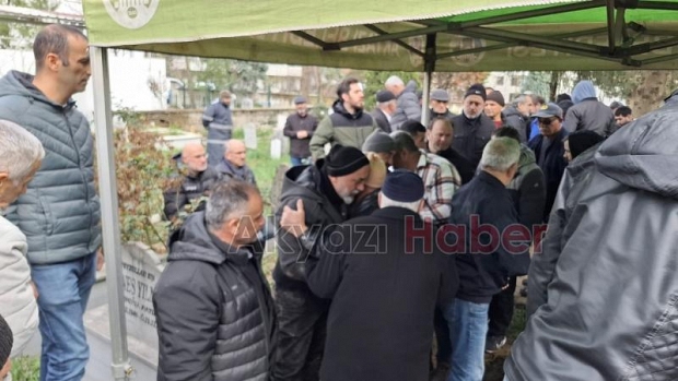 Mükerrim İlhan defnedildi
