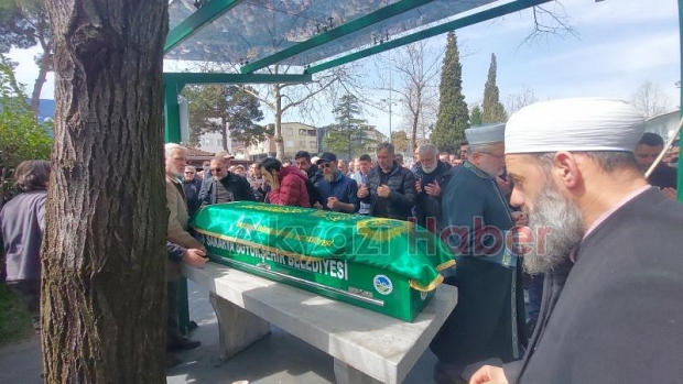 Duvarın altına kalmıştı, tekvando hocası toprağa verildi