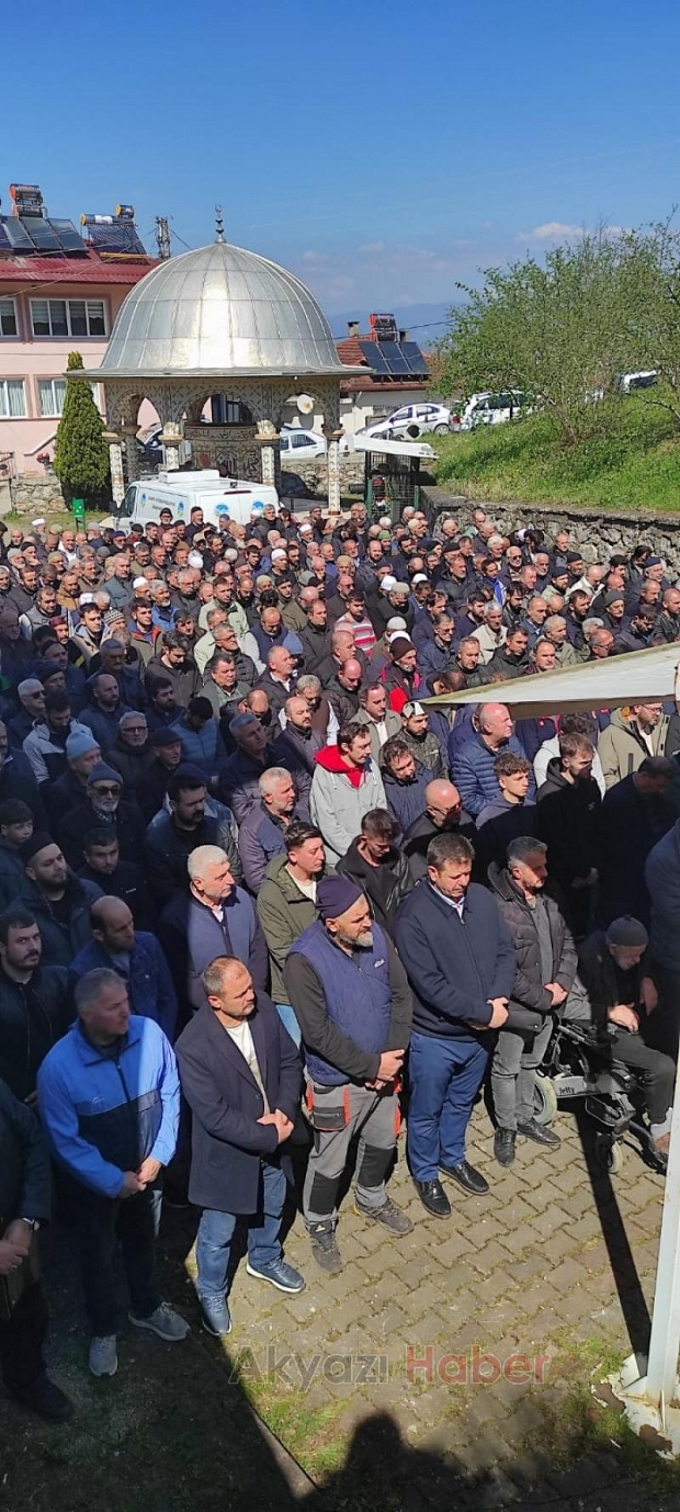 Ali Çakmak dualarla toprağa verildi