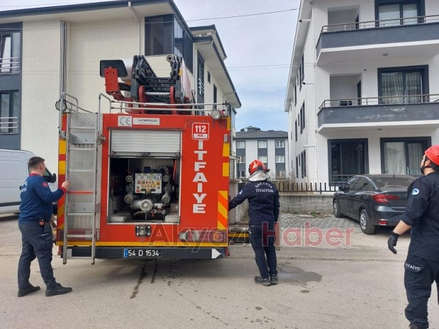 Mahsur Kalan Çocuğun Yardımına İtfaiye Yetişti
