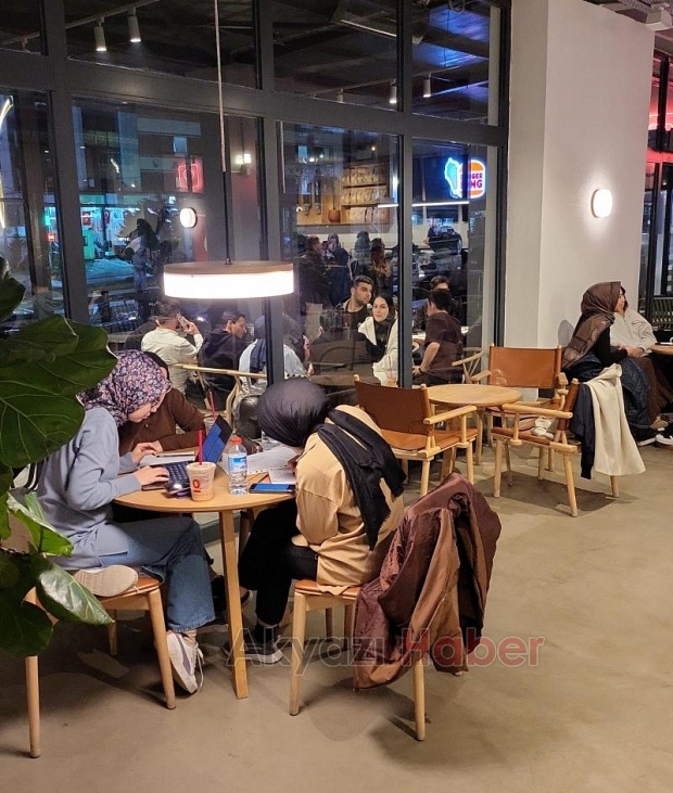 CHP’nin boykot çağrısı ters tepti: Espressolab şubelerinde yoğunluk!