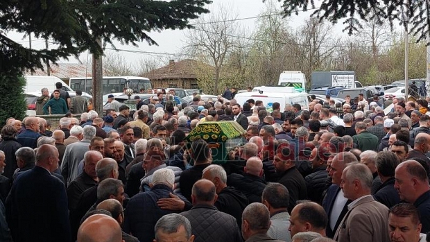 Asiye Savaş gözyaşlarıyla toprağa verildi