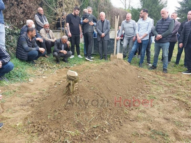 Asiye Savaş gözyaşlarıyla toprağa verildi