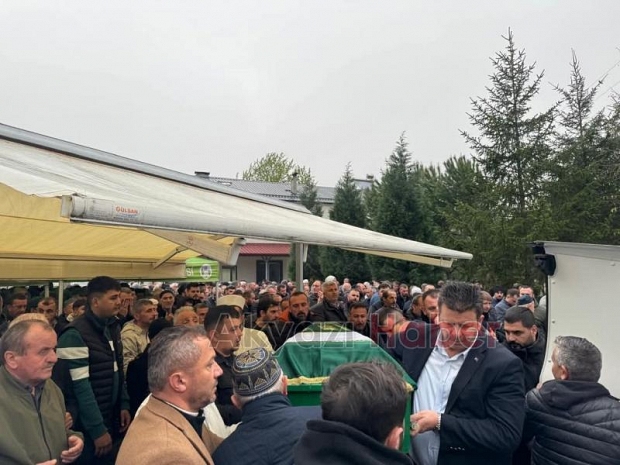 Hasan Göksu Sevenlerinin Dualarıyla Ebediyete Uğurlandı.