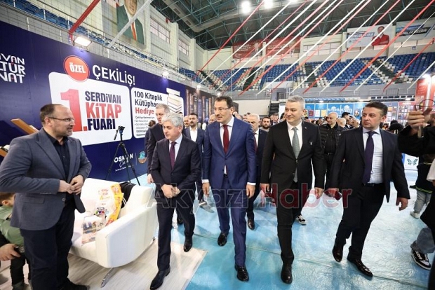 Serdivan Kitap Fuarı açıldı