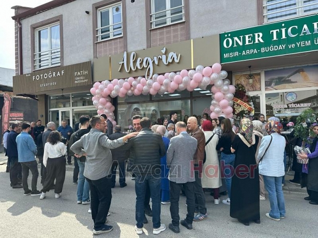 Alegria Takı Dünyası Açıldı, Işıltını Seç!