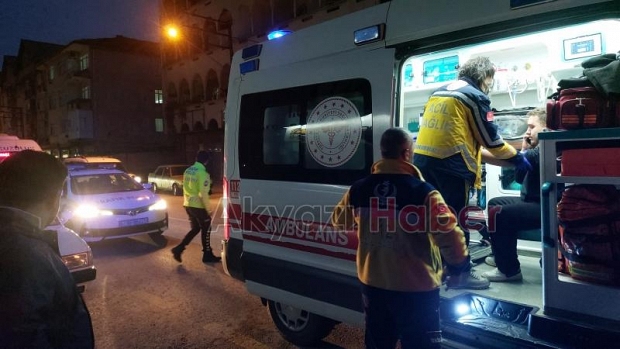 Ada Caddesinde kaza 2 yaralı