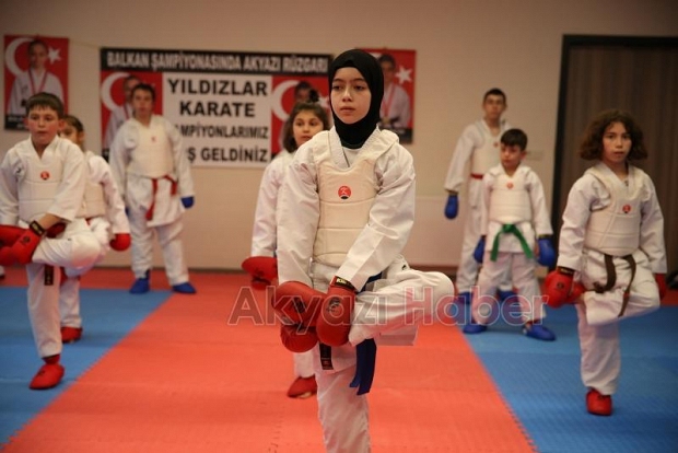 Akyazılı Dilara Milli forma peşinde