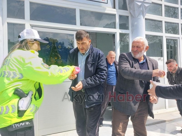 Polis Haftasında Akyazı’da Kalpler Bir Oldu