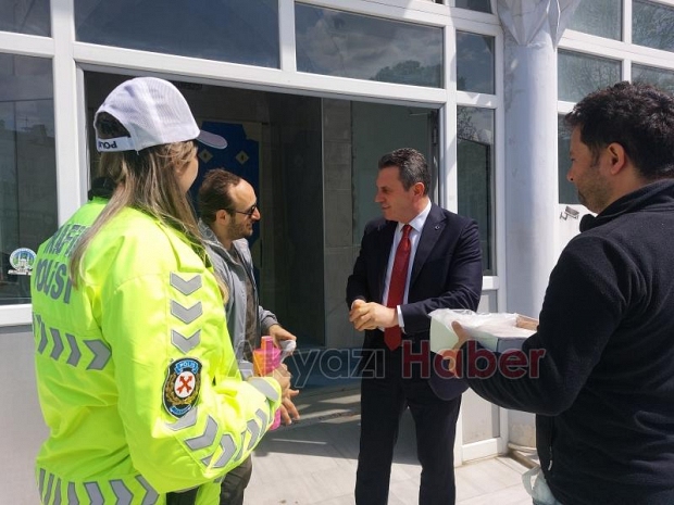 Polis Haftasında Akyazı’da Kalpler Bir Oldu