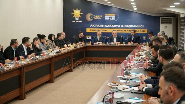 AK Parti Sakarya'da İlçe Başkanları toplantısı