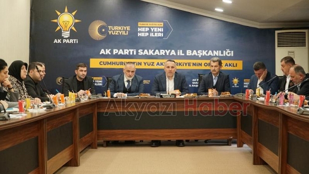 AK Parti Sakarya'da İlçe Başkanları toplantısı