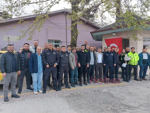 Kavga ihbarına giden polislere sürpriz kutlama