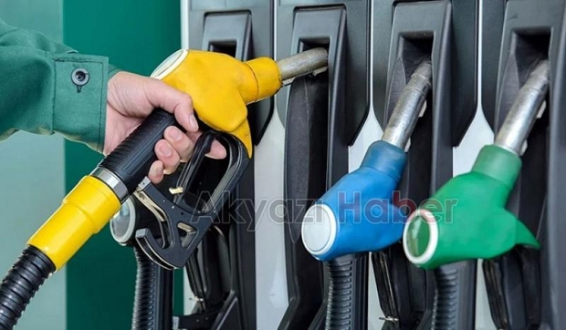 Benzine zam geliyor
