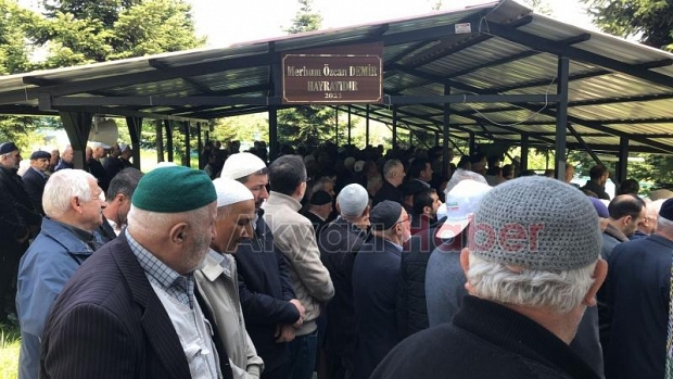 Hasan Tekmen Defnedildi
