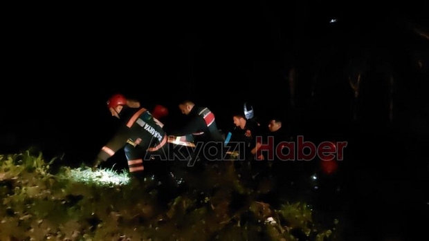 Şarampole uçan araçtan yaralı kurtarıldı, sedyede sigara yaktı