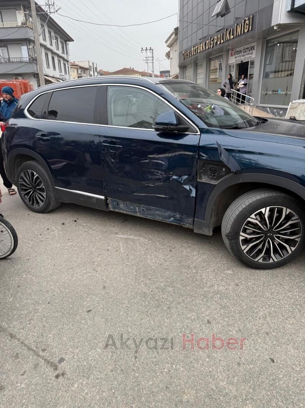 Kazada motosikletlinin parmağı koptu