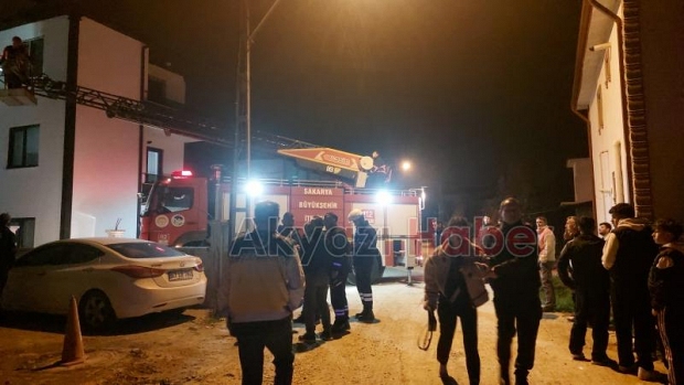 Yangında mahsur kalanlar kurtarıldı