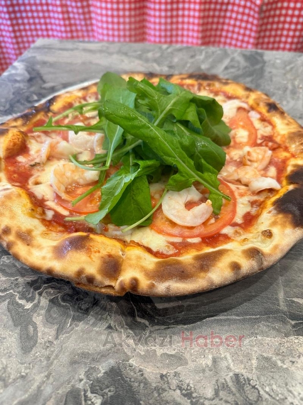 Akyazı'da Gerçek İtalyan Lezzeti: Pizzeria İl Capitano!