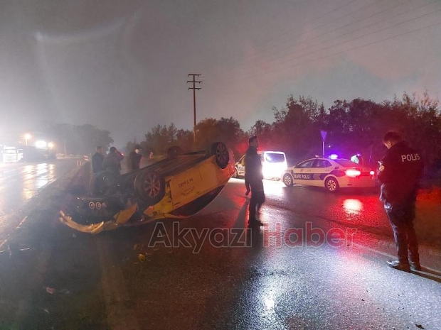 Ölüm kavşağında taksi takla attı