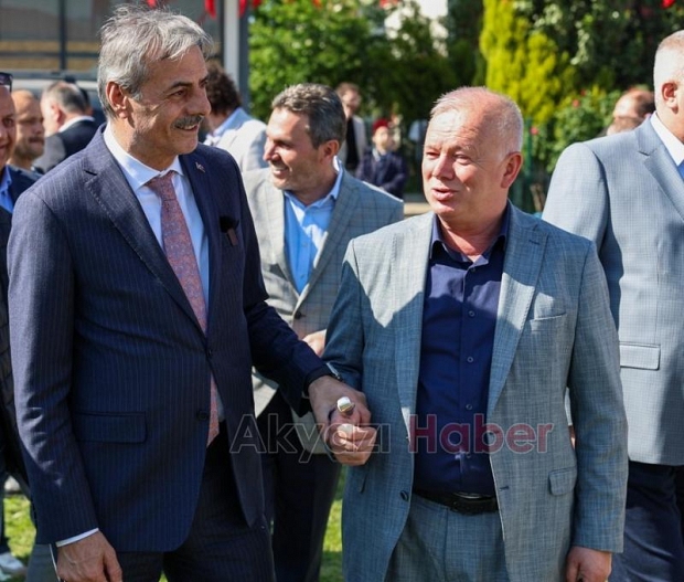 Yusuf Alemdar Akyazı’nın merkeziyle birlikte altyapısını yenileyeceğiz