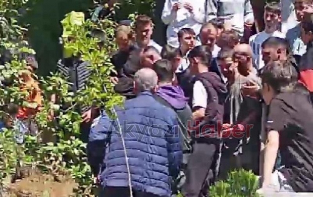 Kazada hayatını kaybeden lise öğrencisi toprağa verildi