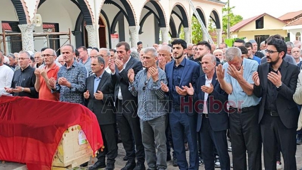 Bahar Yeşilyurt 45 Yaşında  Ebediyete Uğurlandı