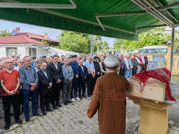 Bahar Yeşilyurt 45 Yaşında  Ebediyete Uğurlandı