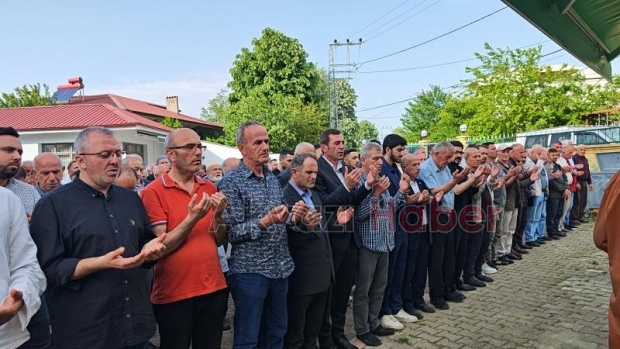 Bahar Yeşilyurt 45 Yaşında  Ebediyete Uğurlandı