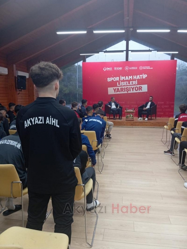 Akyazı Anadolu İmam Hatip Lisesi Spor Sınıfı öğrencileri gururlandırdı