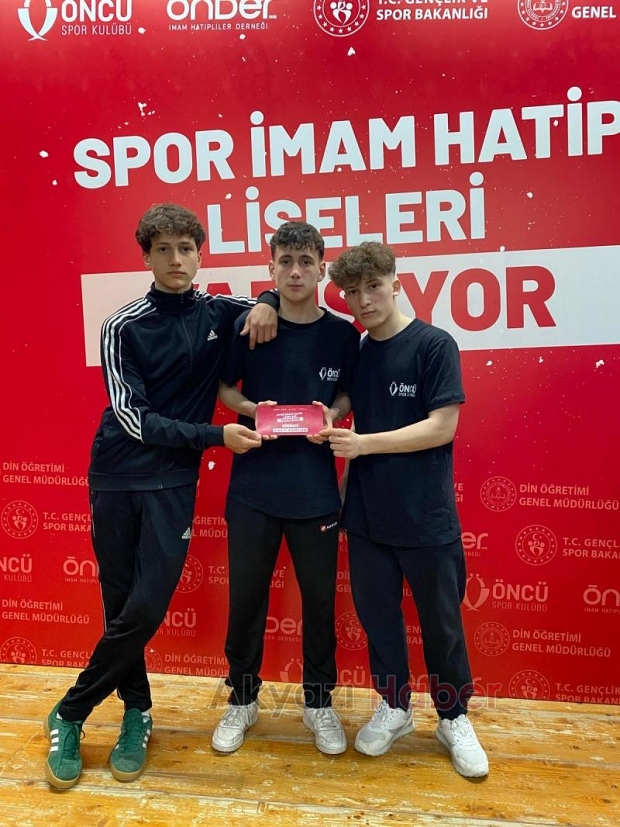 Akyazı Anadolu İmam Hatip Lisesi Spor Sınıfı öğrencileri gururlandırdı