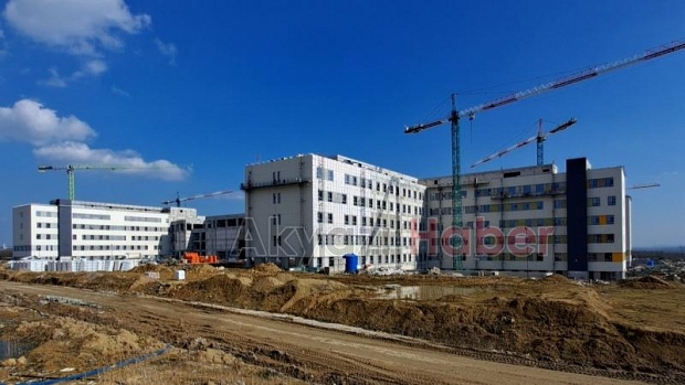 Sakarya Şehir Hastanesi'nin hizmete gireceği tarih belli oldu