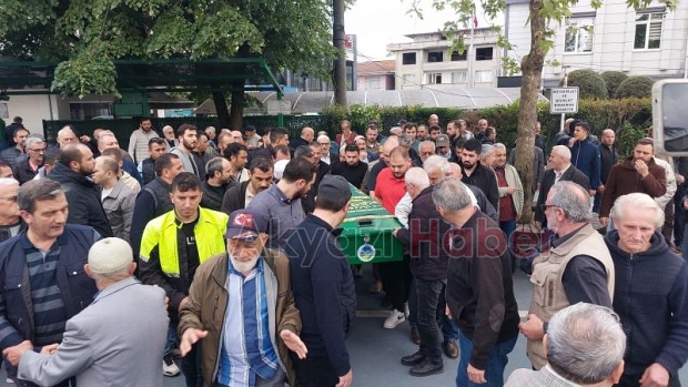 Evinde ölü bulunmuştu, dualarla toprağa verildi