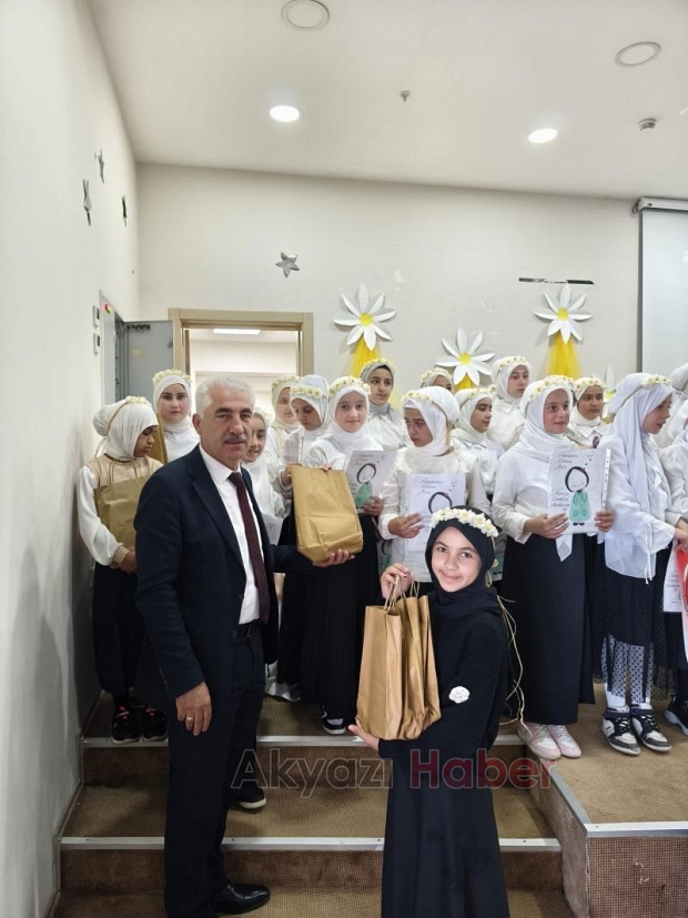 Akyazı Kız Anadolu İmam Hatip Lisesinde anlamlı etkinlik