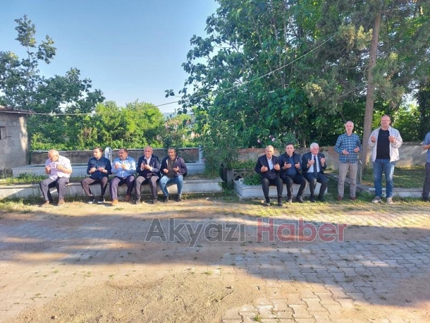 Mübeyyen Öztürk e Gözyaşları ve Dualarla Veda