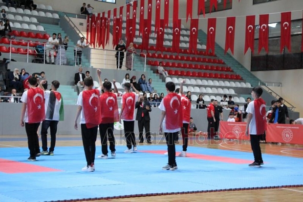 Akyazı'da 19 Mayıs coşkusu