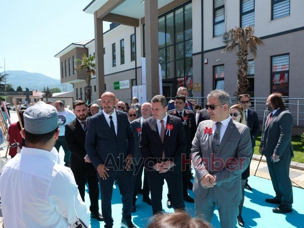 Akyazı'da 19 Mayıs coşkusu