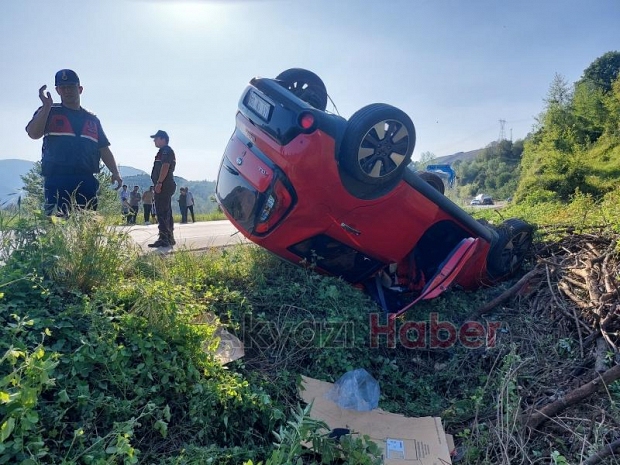 D-140'da takla atan otomobildeki 4 kişi yaralandı