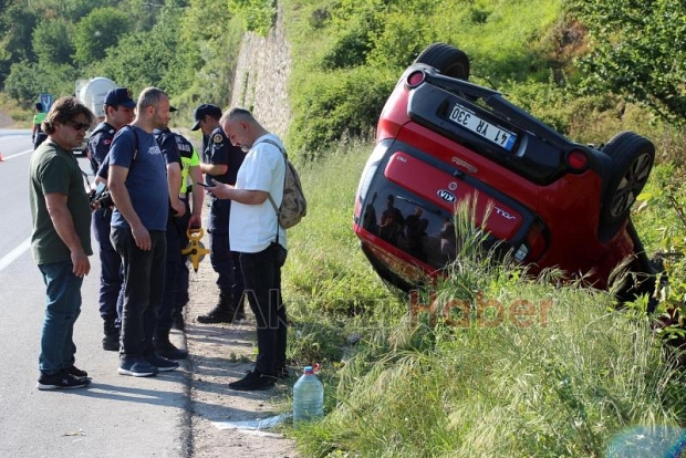 D-140'da takla atan otomobildeki 4 kişi yaralandı