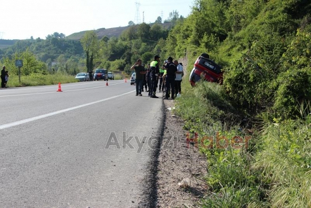 D-140'da takla atan otomobildeki 4 kişi yaralandı