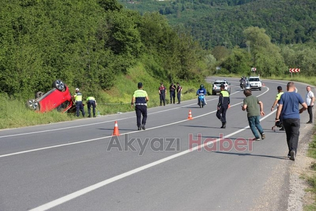 D-140'da takla atan otomobildeki 4 kişi yaralandı