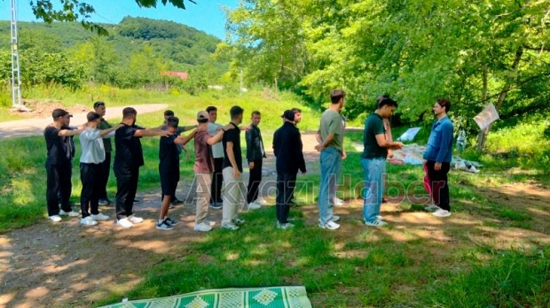 Akyazı'da KYK öğrencilerine moral pikniği