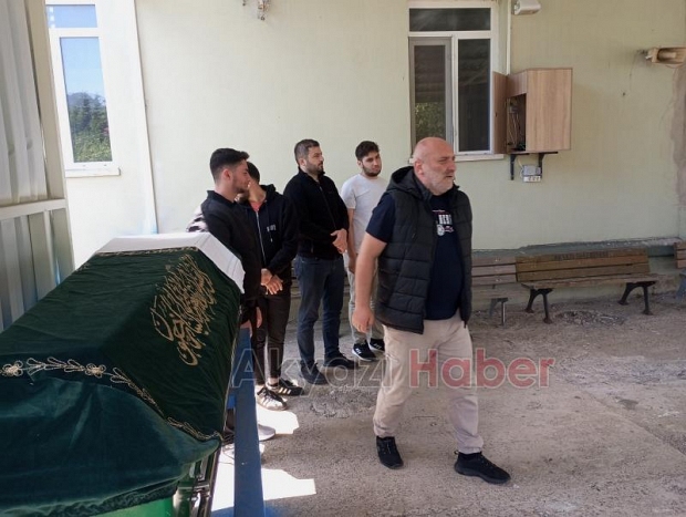 Akyazı’nın Emektar Taksicisi Ali Lermi Defnedildi