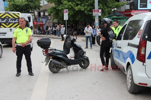 Akyazı'da Motosikletlere Sıkı Takip! Kural Tanımayanlara Ceza Yağdı.
